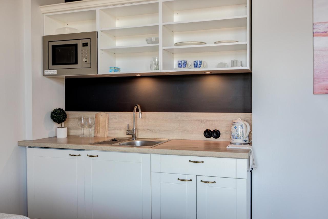 Stylish Studio In Perfect Location, 24H Reception Apartment Талин Екстериор снимка