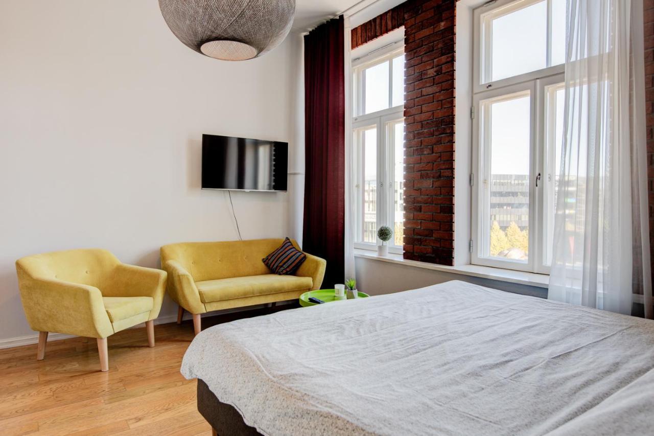 Stylish Studio In Perfect Location, 24H Reception Apartment Талин Екстериор снимка