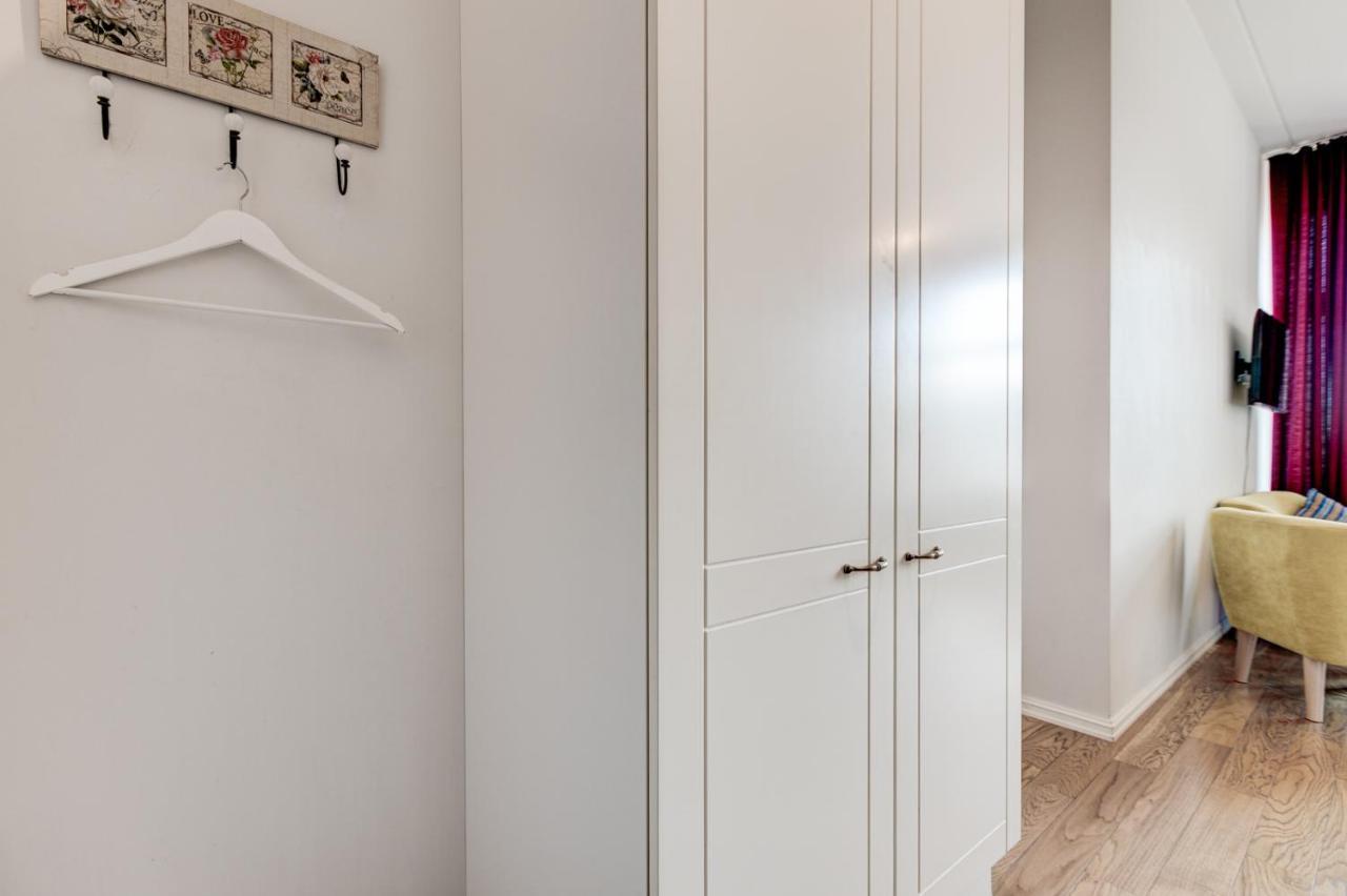 Stylish Studio In Perfect Location, 24H Reception Apartment Талин Екстериор снимка